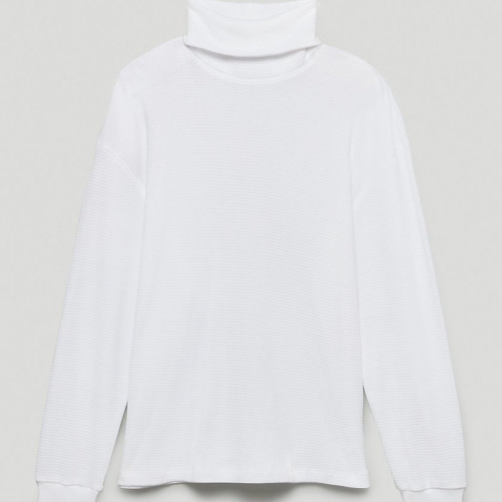 NWT Aritzia TNA Rosedale Thermal Turtleneck White in Medium - Sold Out Online